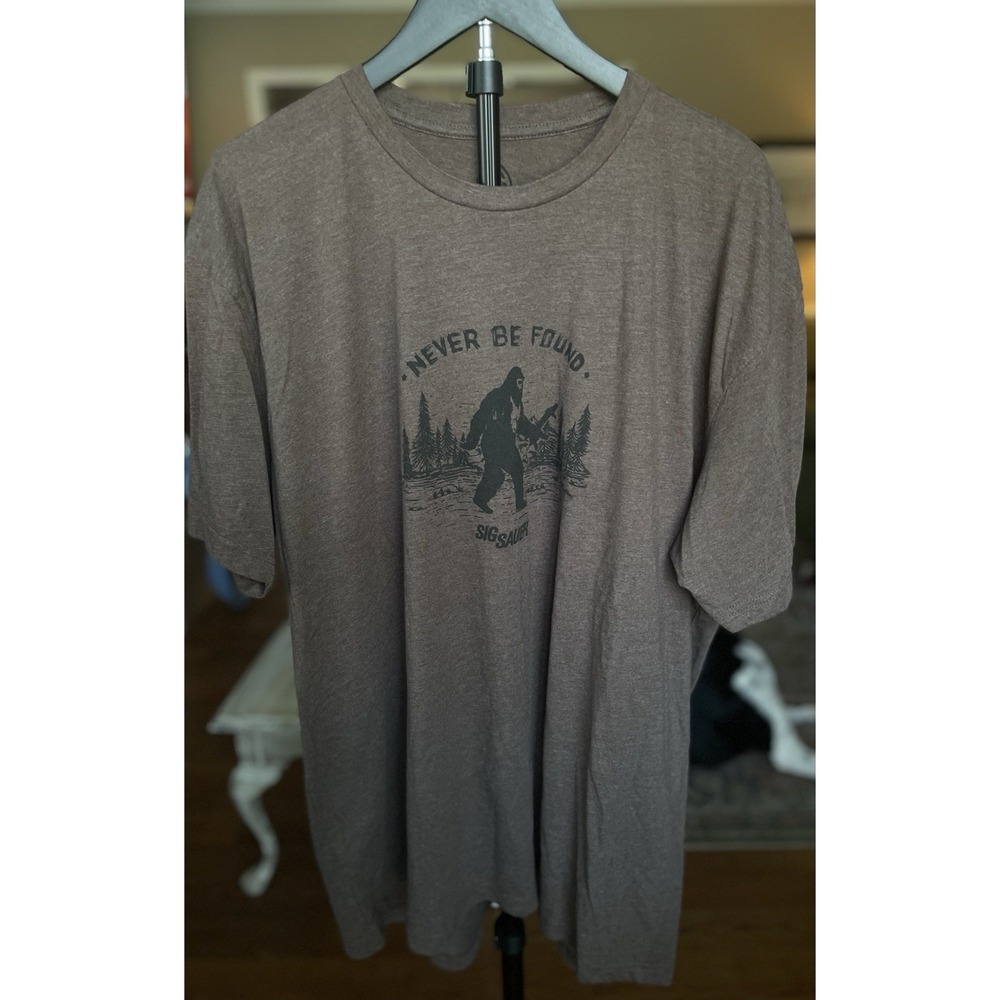 Sig Sauer Men's Brown 3XL Sasquatch Never Be Found Graphic Tee Short Sleeve EUC
